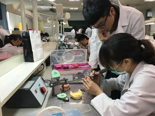 Raytops Lab Equipment