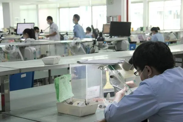 Raytops Dental Lab Facility